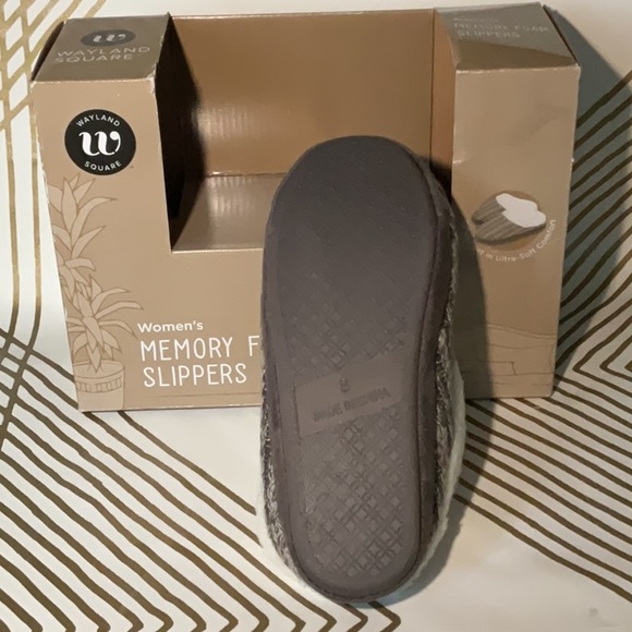 Memory Foam Slippers,Brown, Wayland Square, Women’s 6-7 - Picture 3 of 5